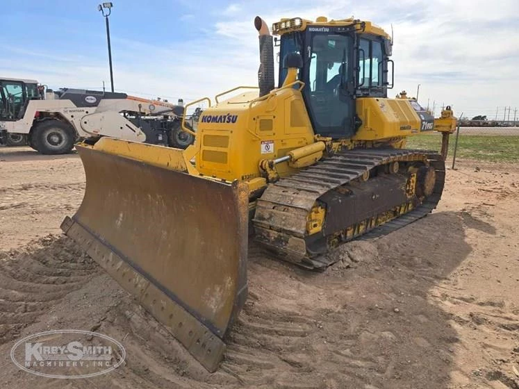 Used Komatsu Dozer